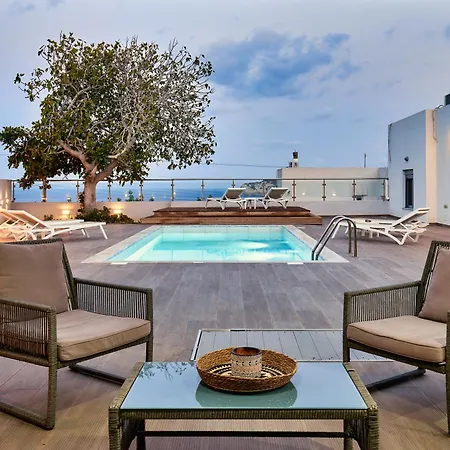 Emilia - With Private Swimming Pool Σπίτι διακοπών *